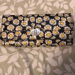 Daisy Wallet Mundi Safe Keeper